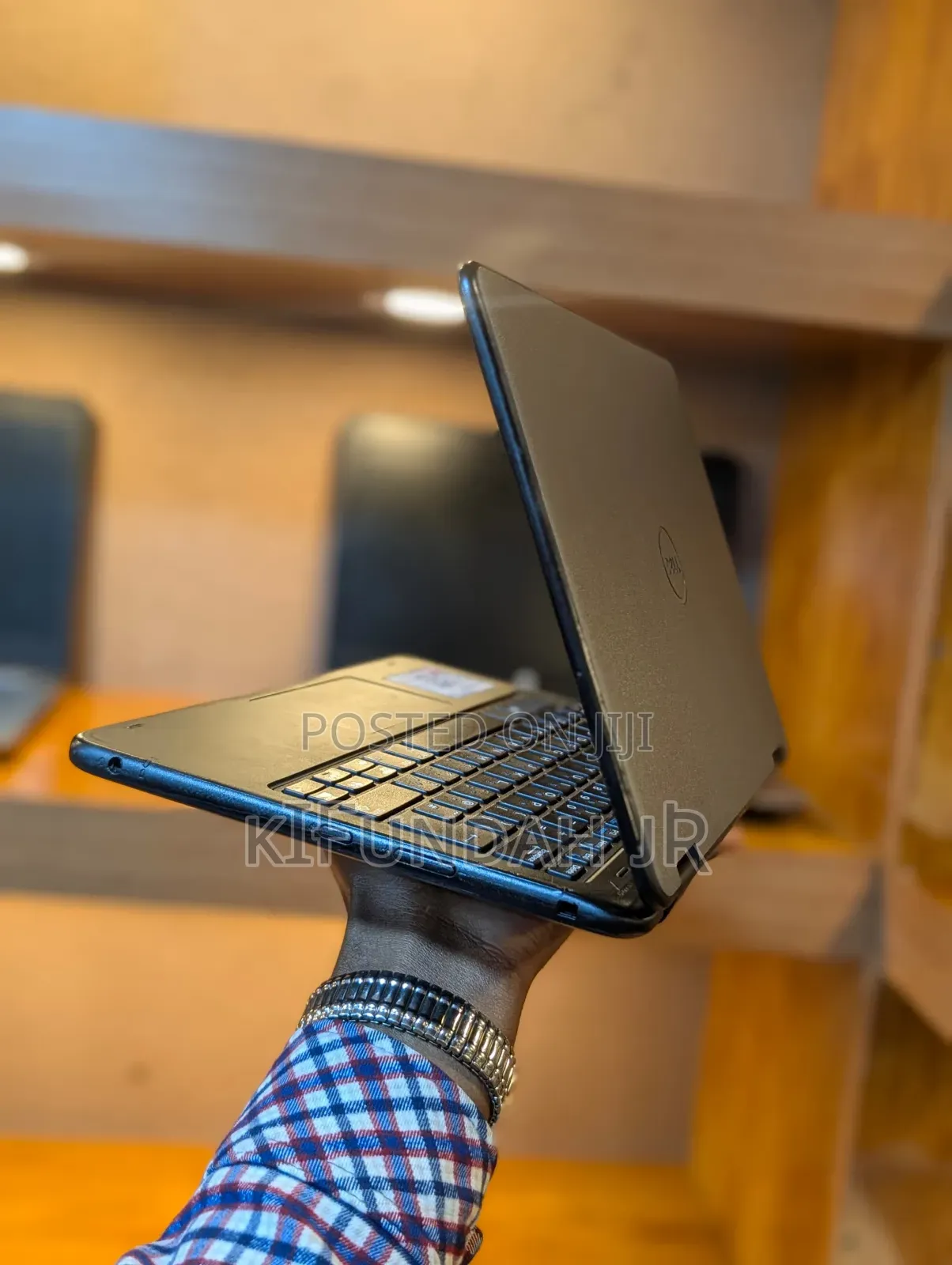 New Laptop Dell Latitude 3189 8GB Intel Pentium SSD 128GB