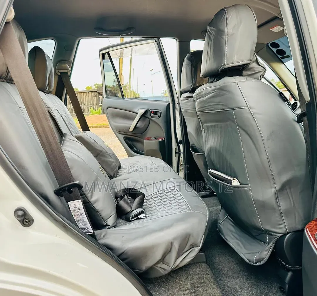 Toyota RAV4 2007 Pearl