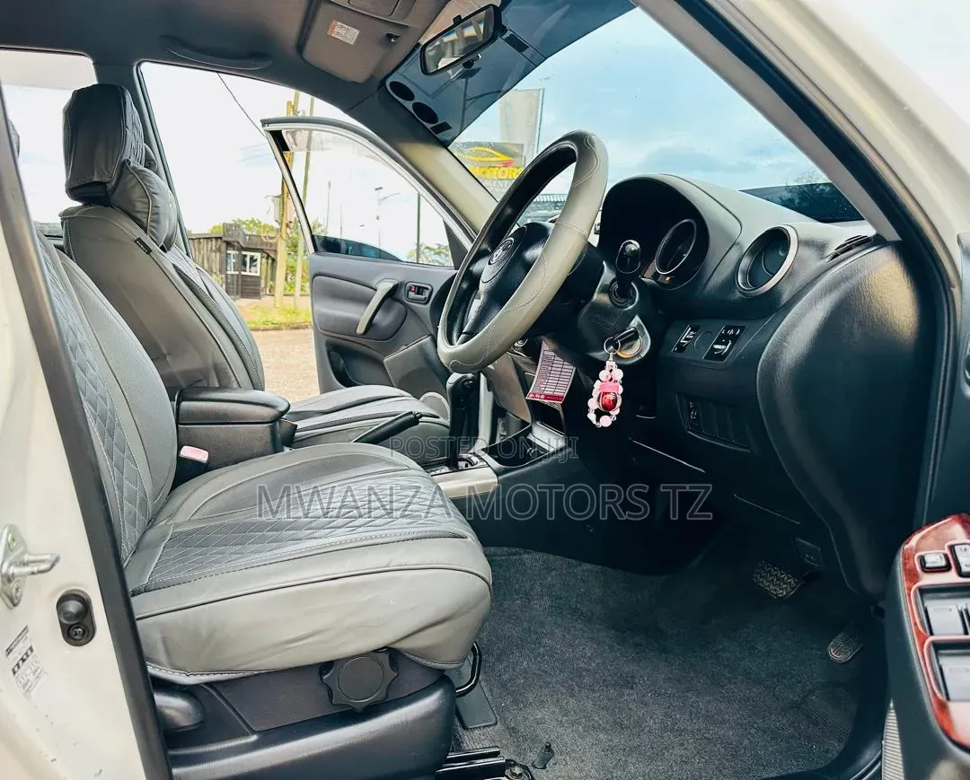 Toyota RAV4 2007 Pearl