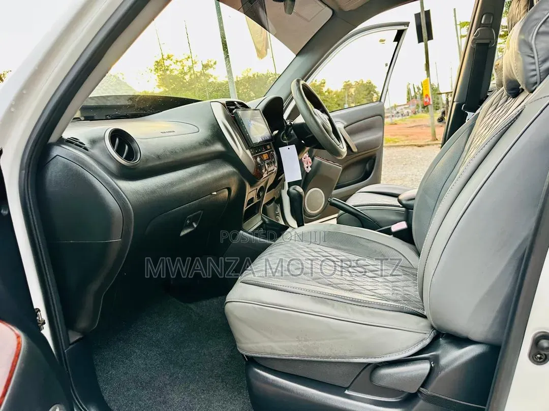 Toyota RAV4 2007 Pearl