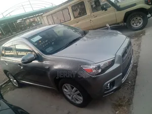 Mitsubishi RVR 2.0 2012 Gray
