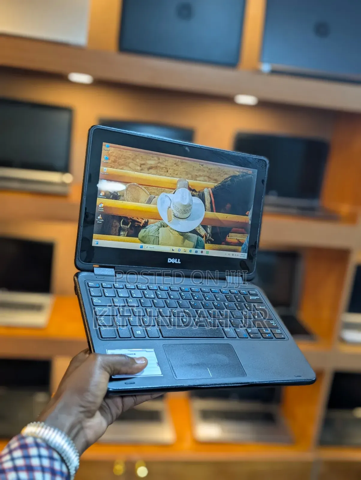 New Laptop Dell Latitude 3189 8GB Intel Pentium SSD 128GB