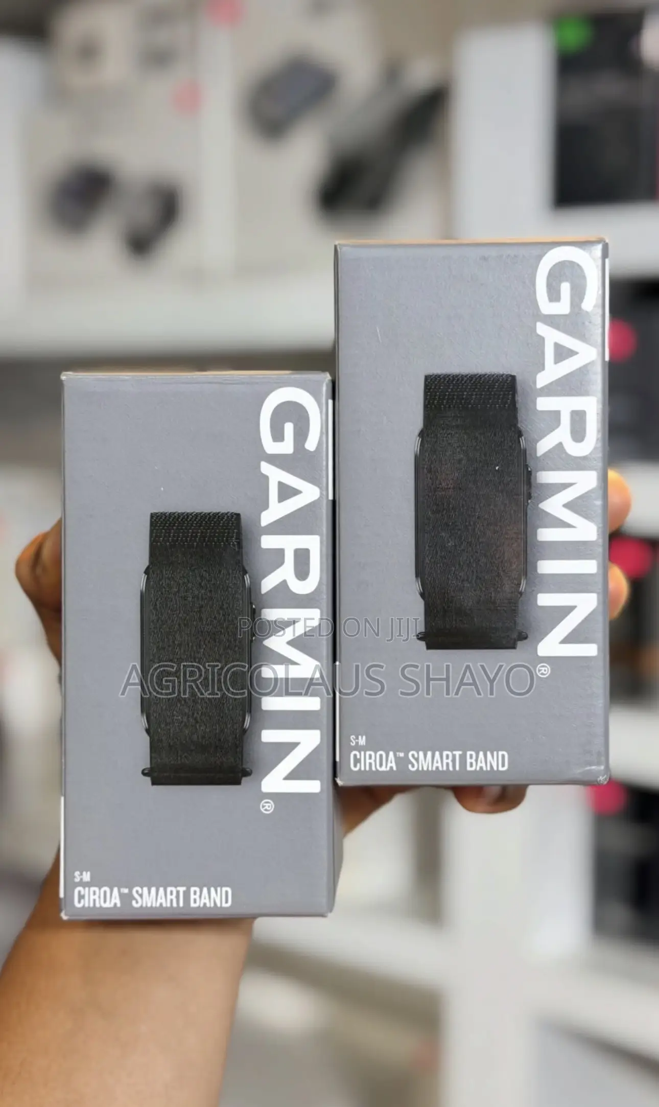 Garmin Cirqa Smart Band Fitness Tracker (Size S-M)