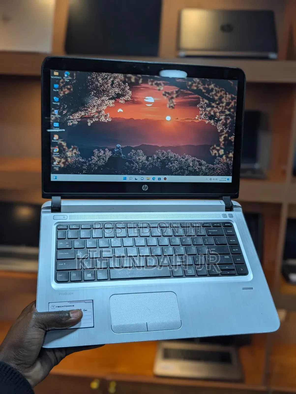 New Laptop HP ProBook 440 8GB Intel Core i5 SSD 256GB