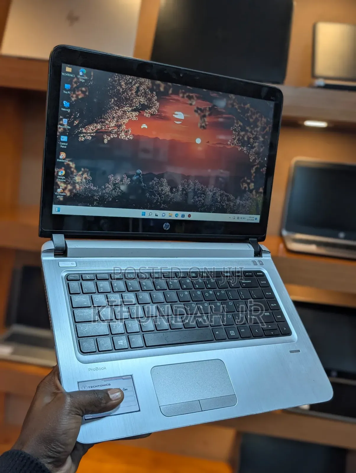 New Laptop HP ProBook 440 8GB Intel Core i5 SSD 256GB