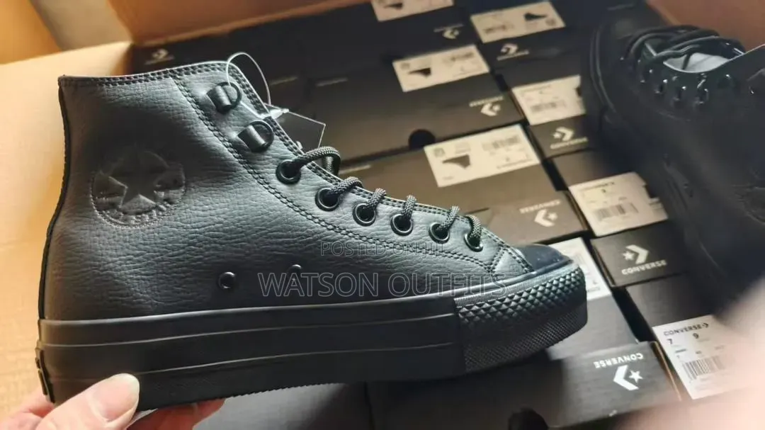 Converse High Cutting Men's Leather Boot Footwears or Sneakers 1 Color
