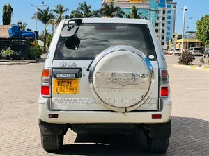 Toyota Land Cruiser Prado 1997 Beige
