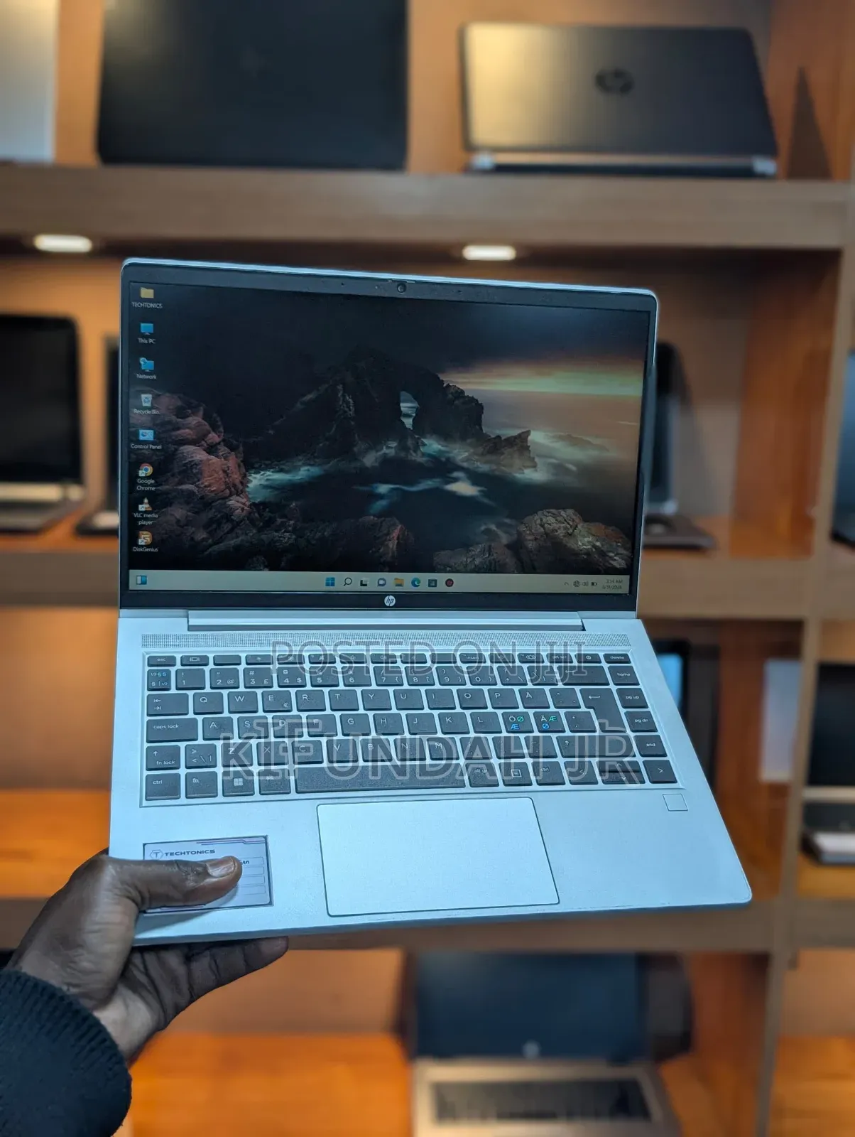 New Laptop HP ProBook 440 G8 8GB Intel Core i3 SSD 256GB