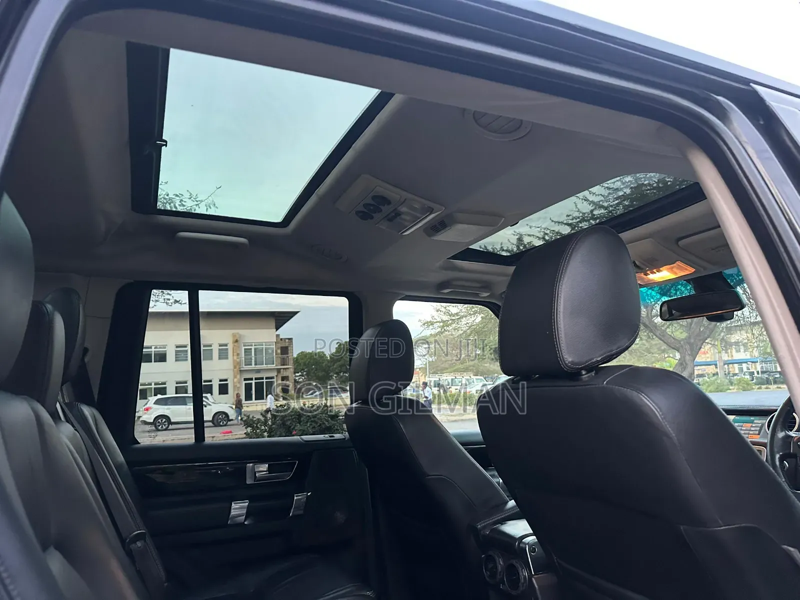 Land Rover Discovery 2015 Black