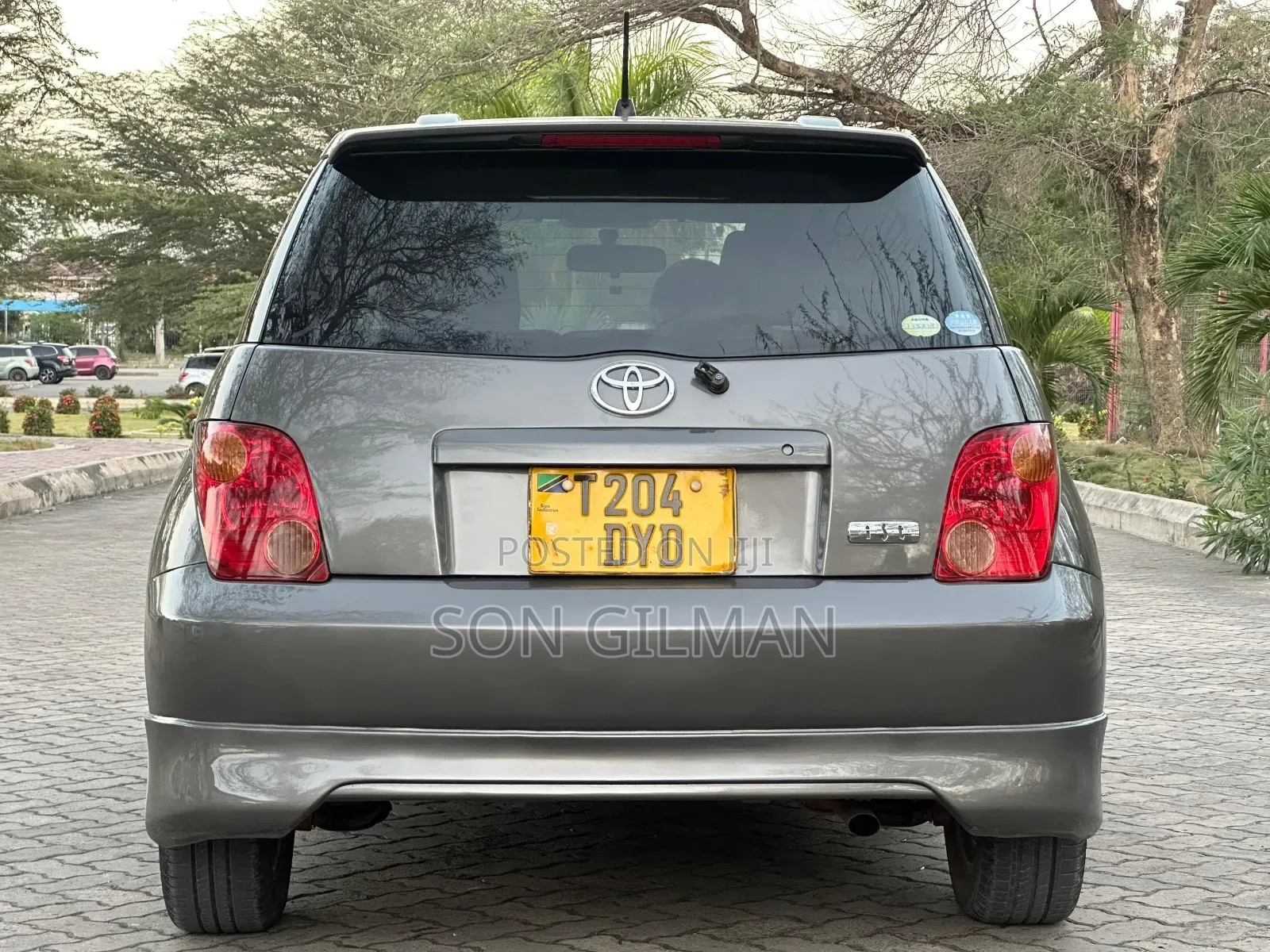 Toyota IST 2004 Gray