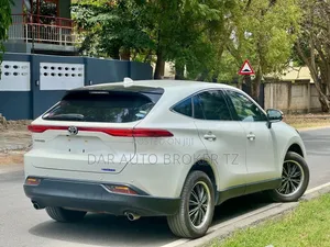 Toyota Harrier 2021 White