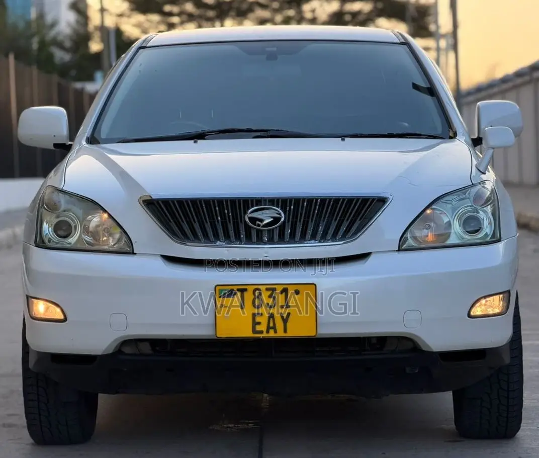 Toyota Harrier 2.4 2010 White