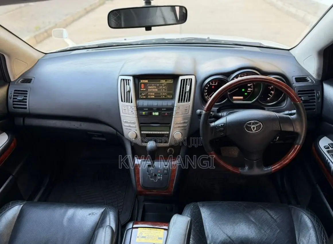 Toyota Harrier 2.4 2010 White