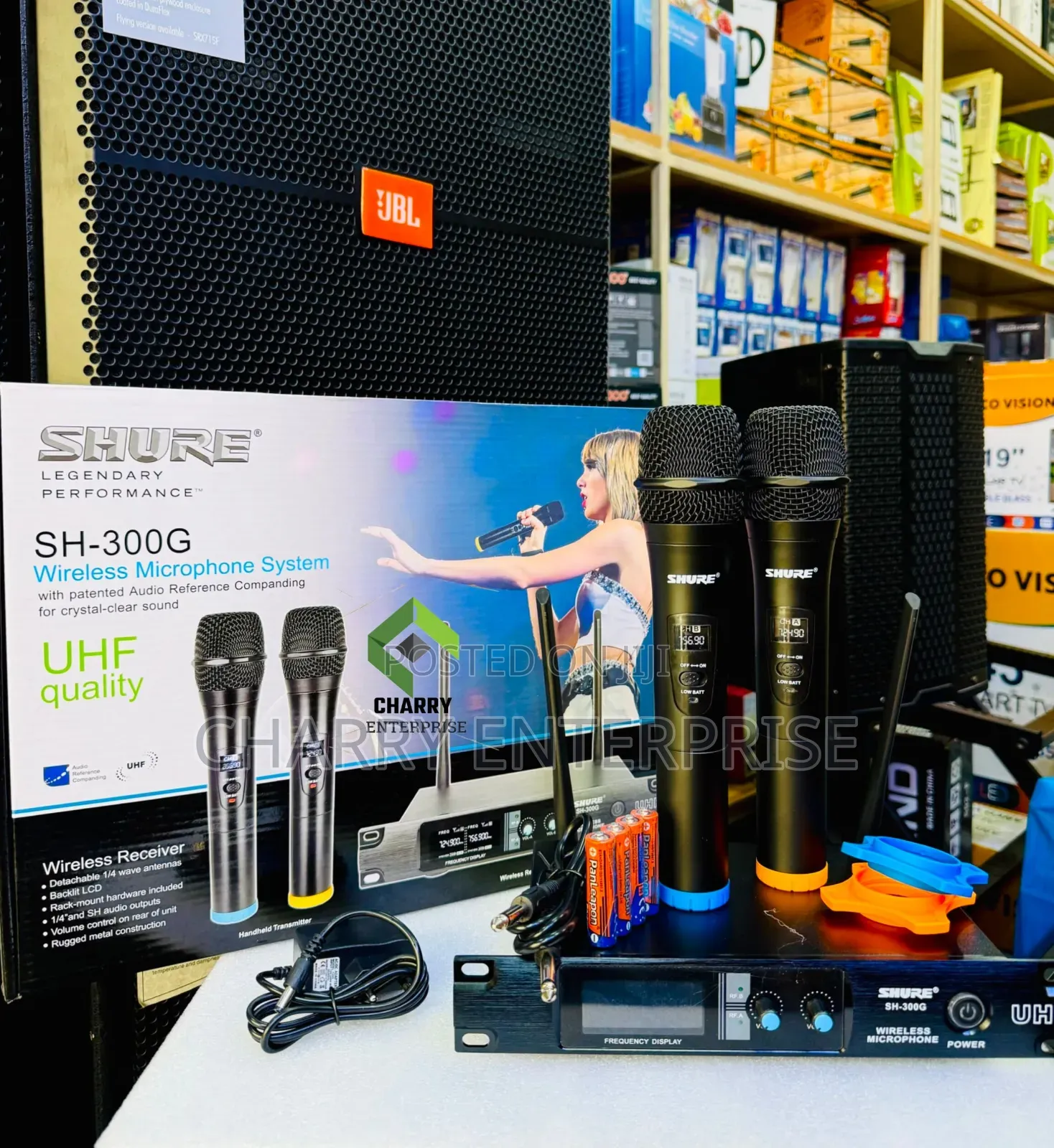 SHURE UHF Quality Wireless Proffessional Microphone Inaenda Hadi 100m