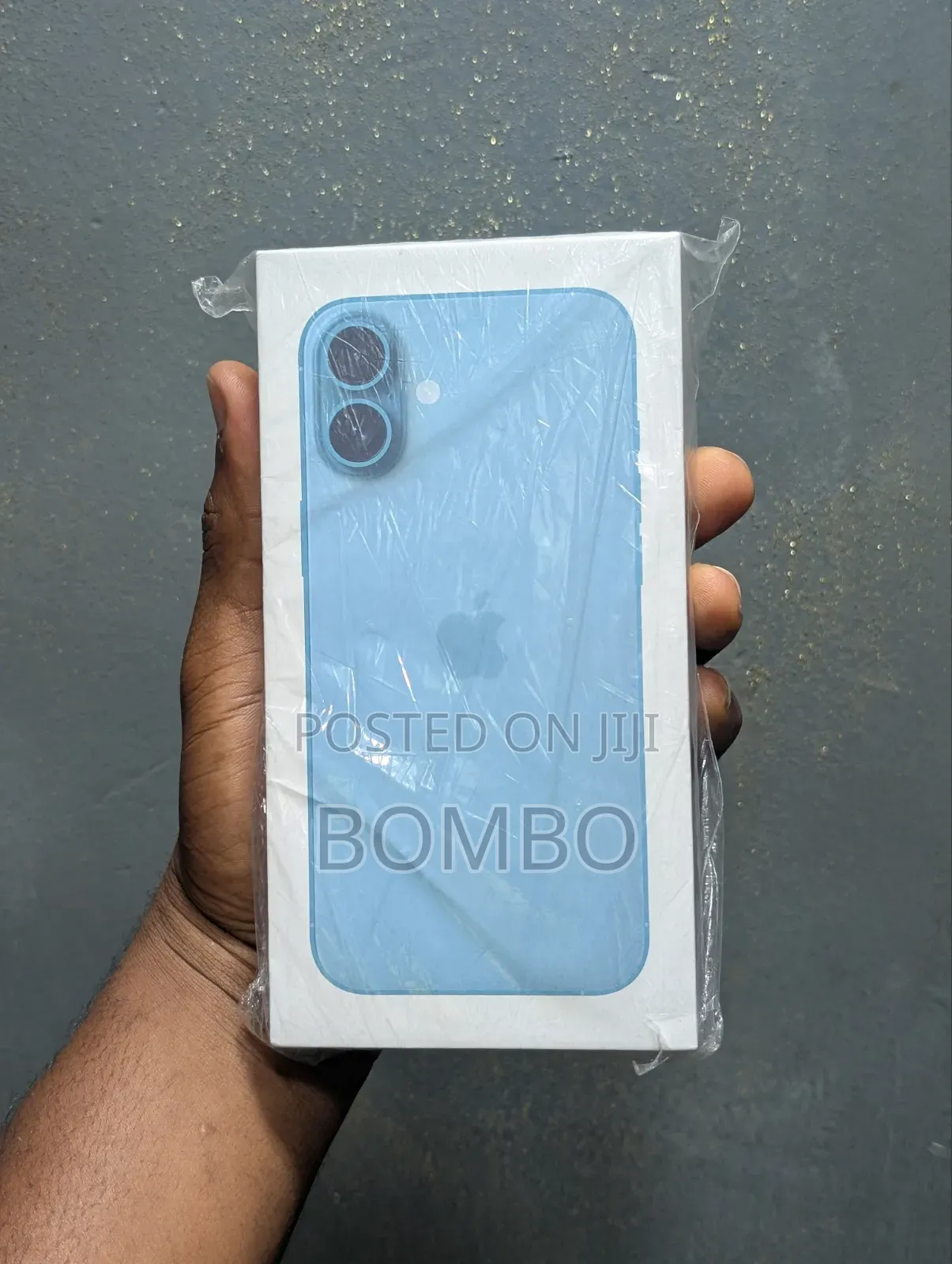 New Apple iPhone 16 128 GB Blue