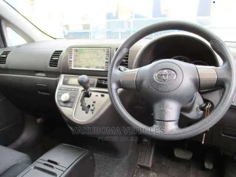 Toyota Wish 2006 Gray