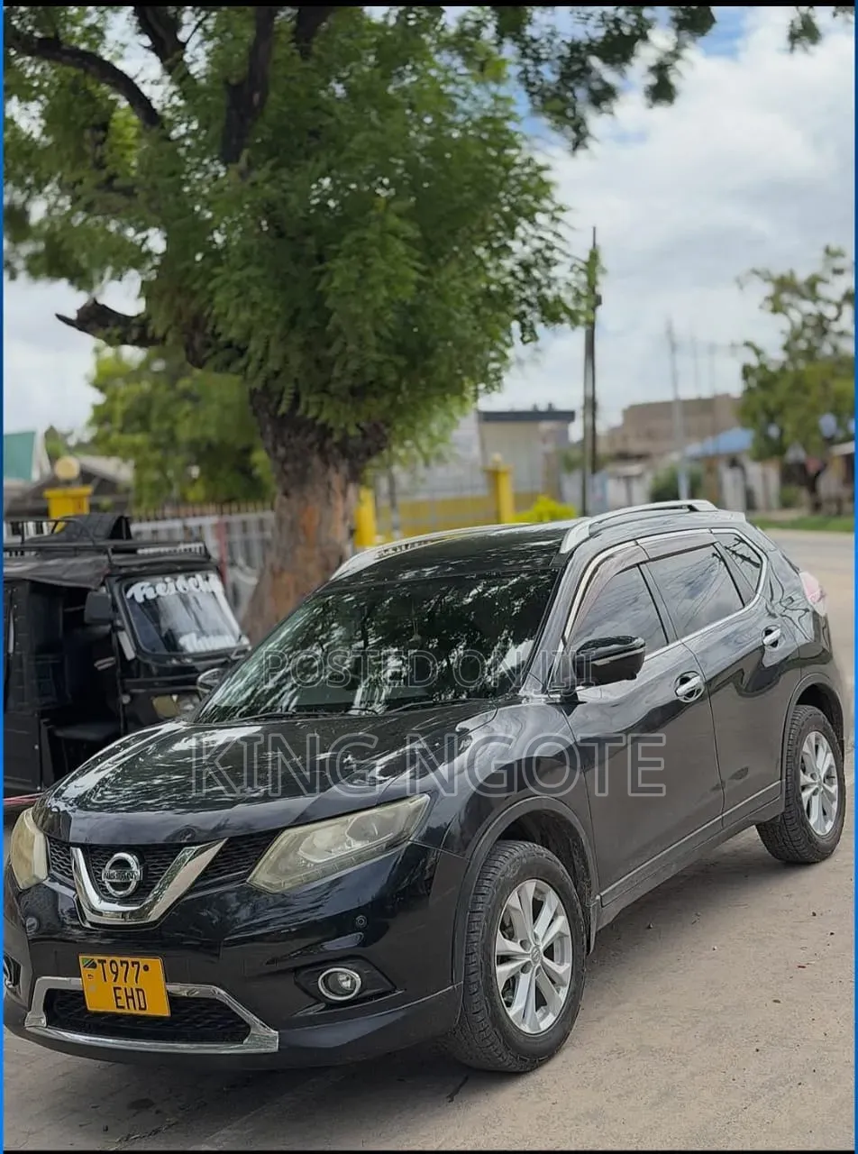 Nissan X-Trail 2014 Black