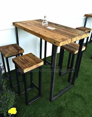 Restaurants Table Chairs