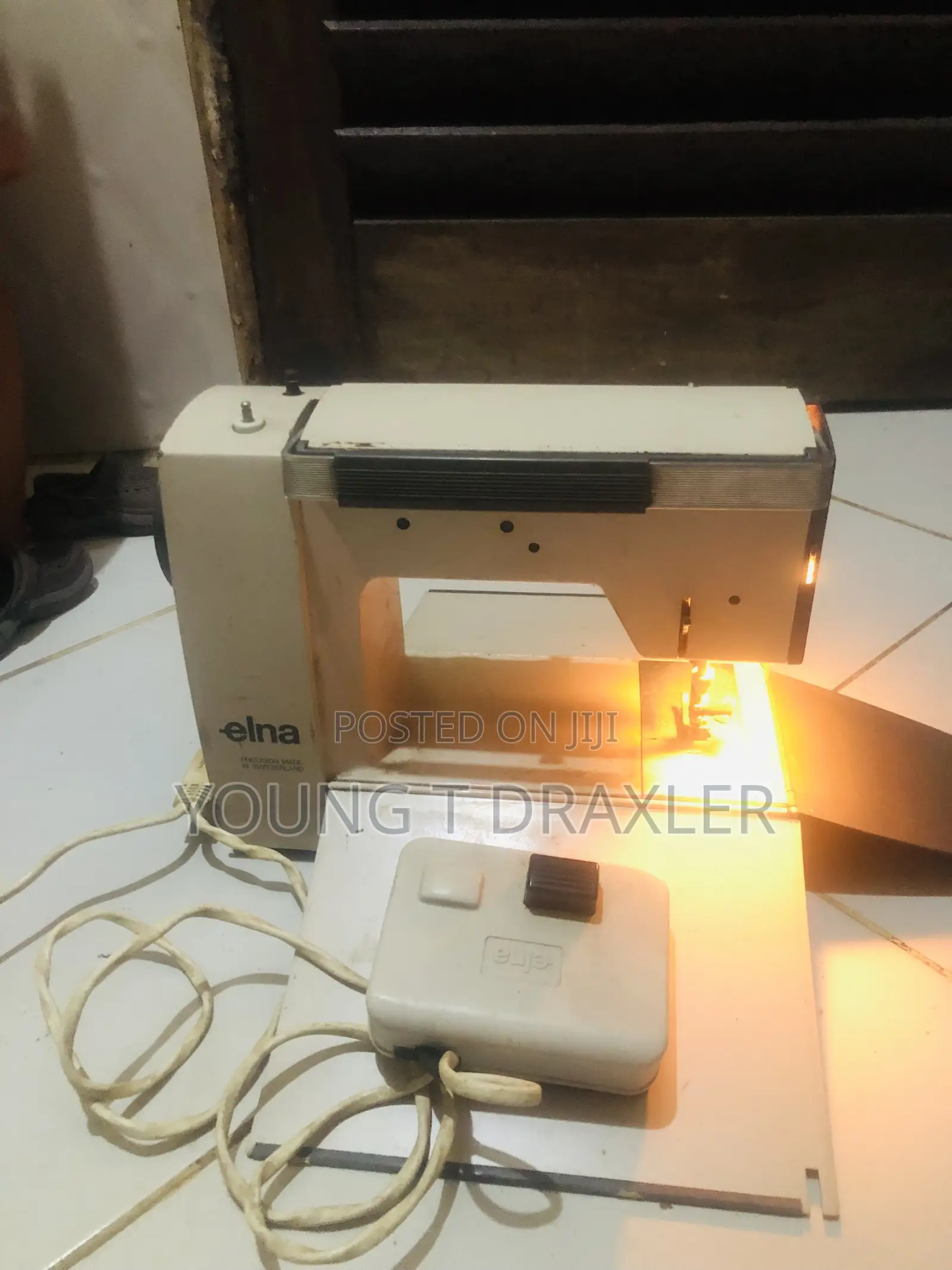 Electronic Sewing Machine