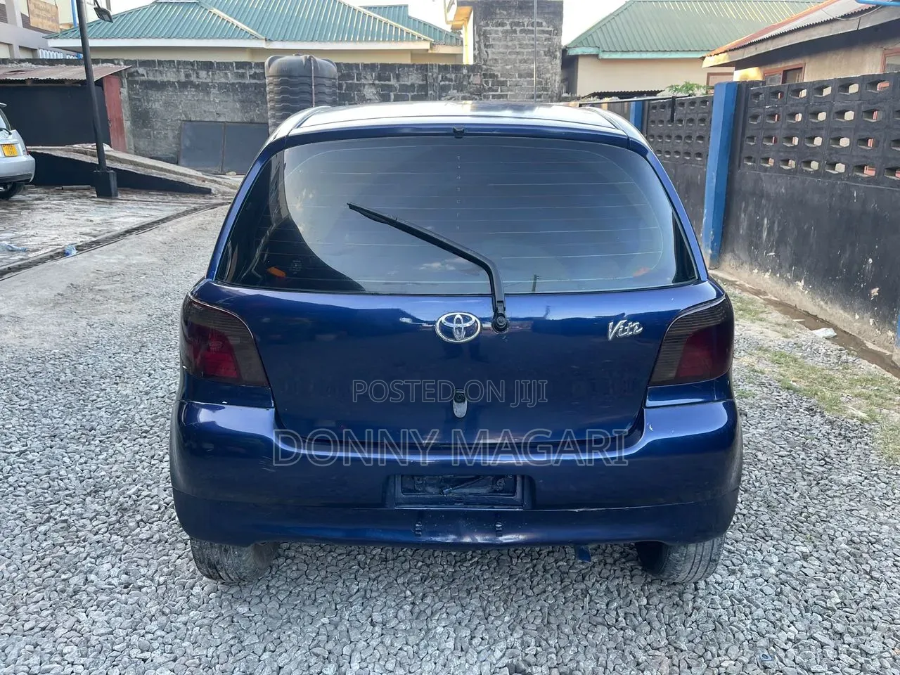 Toyota Vitz 2003 Blue