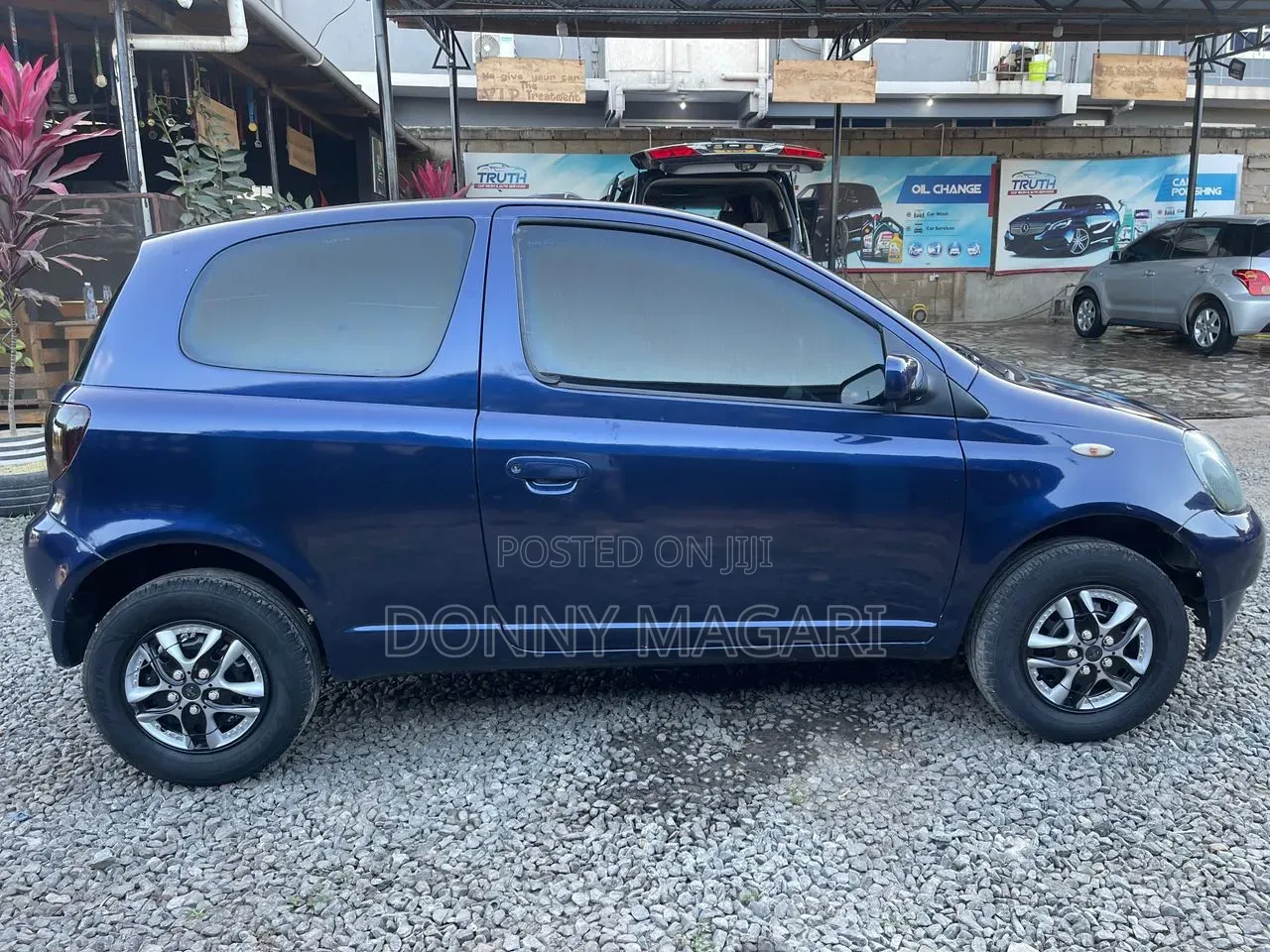 Toyota Vitz 2003 Blue
