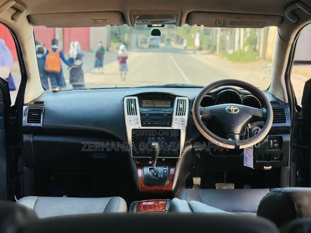 Toyota Harrier 2006 Black