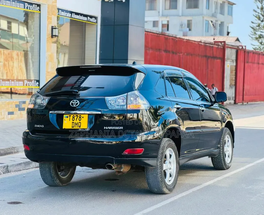 Toyota Harrier 2006 Black