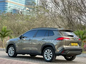 Toyota Corolla Cross 2025 Gray