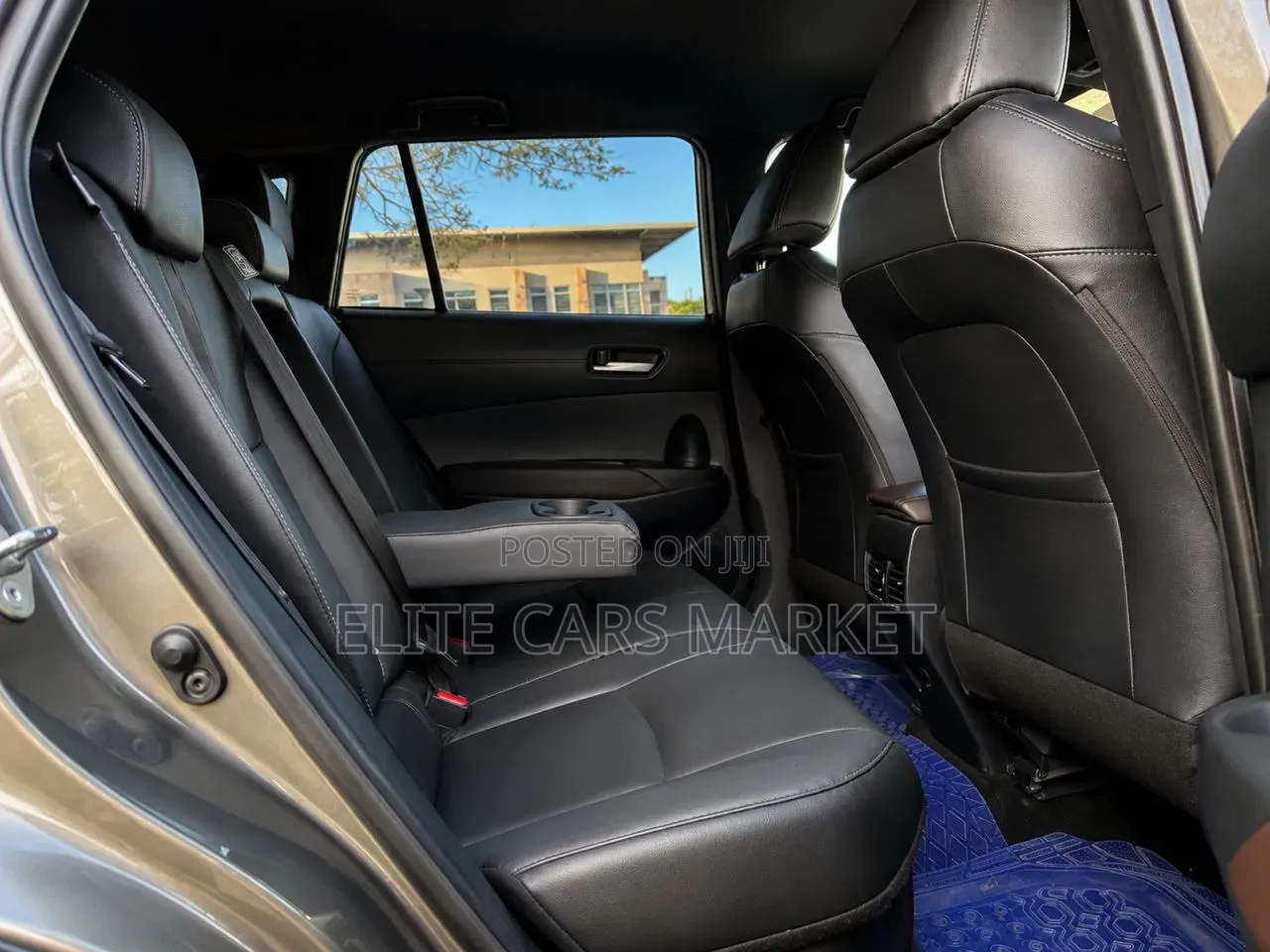 Toyota Corolla Cross 2025 Gray