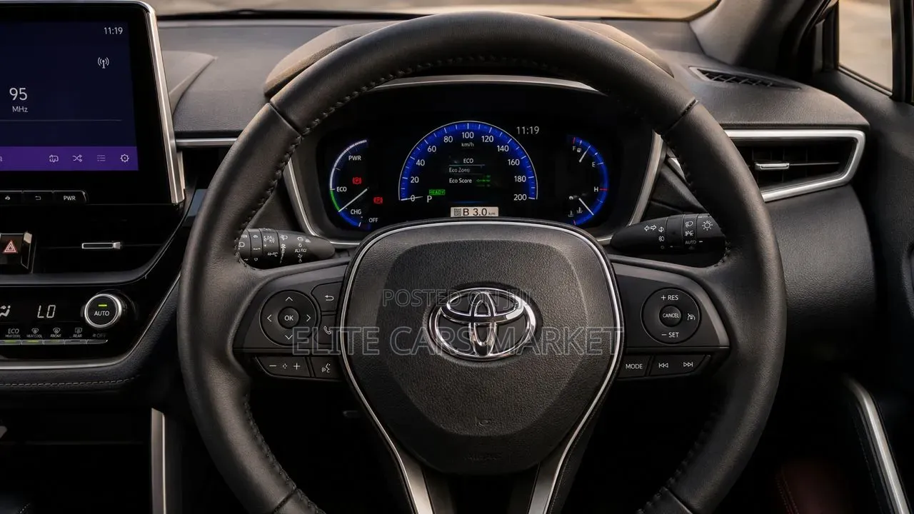 Toyota Corolla Cross 2025 Gray