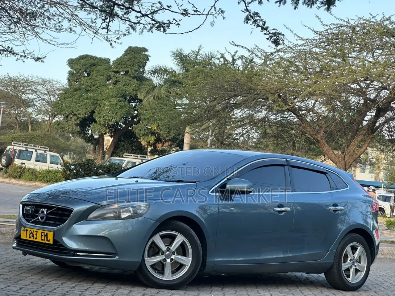 Volvo V70 2014 Silver