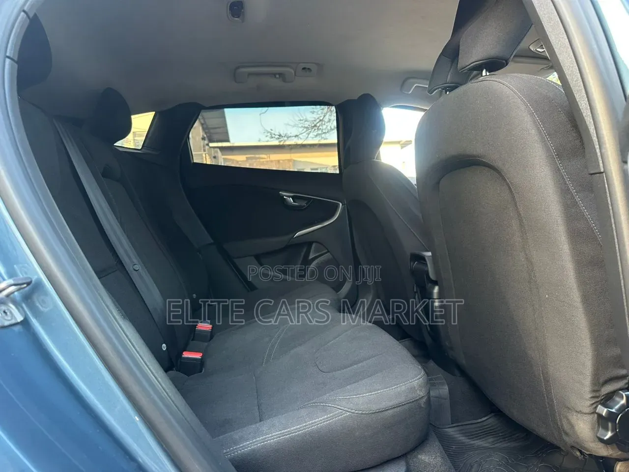 Volvo V70 2014 Silver