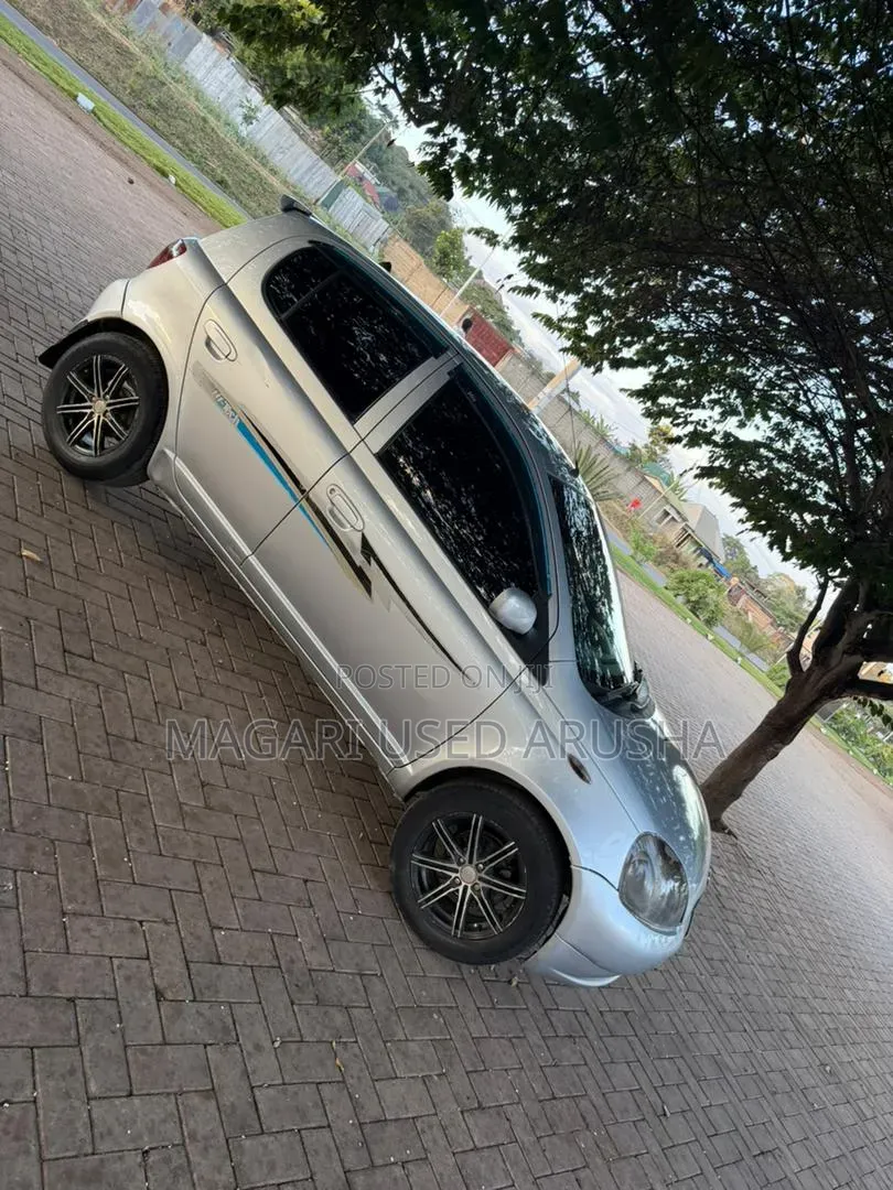 Toyota Vitz 2003 Silver