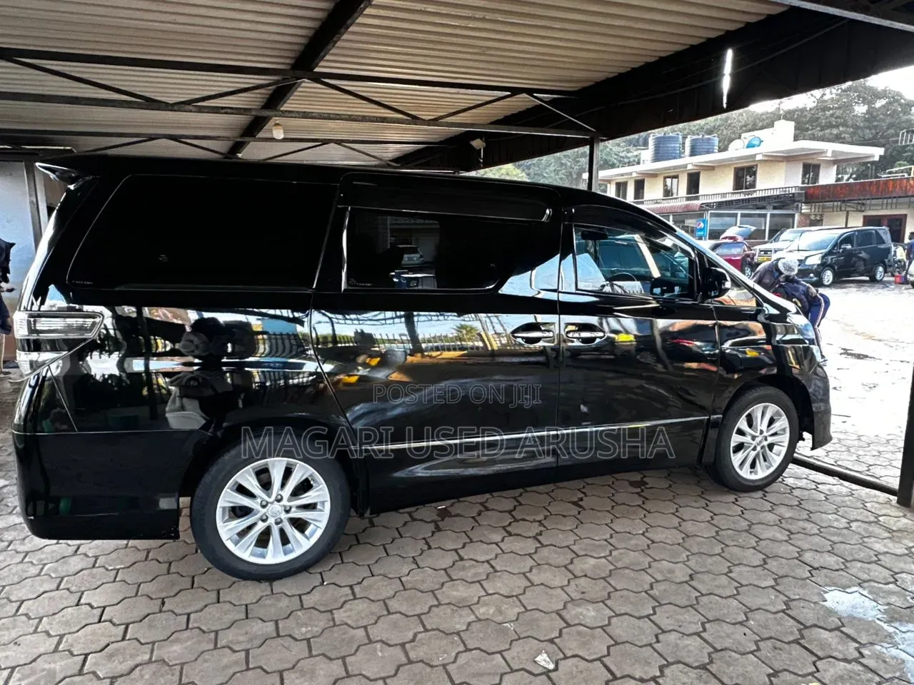 Toyota Vellfire 2010 Black
