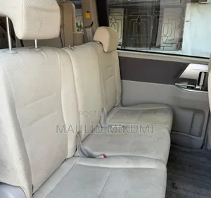 Toyota Noah 2008 Silver