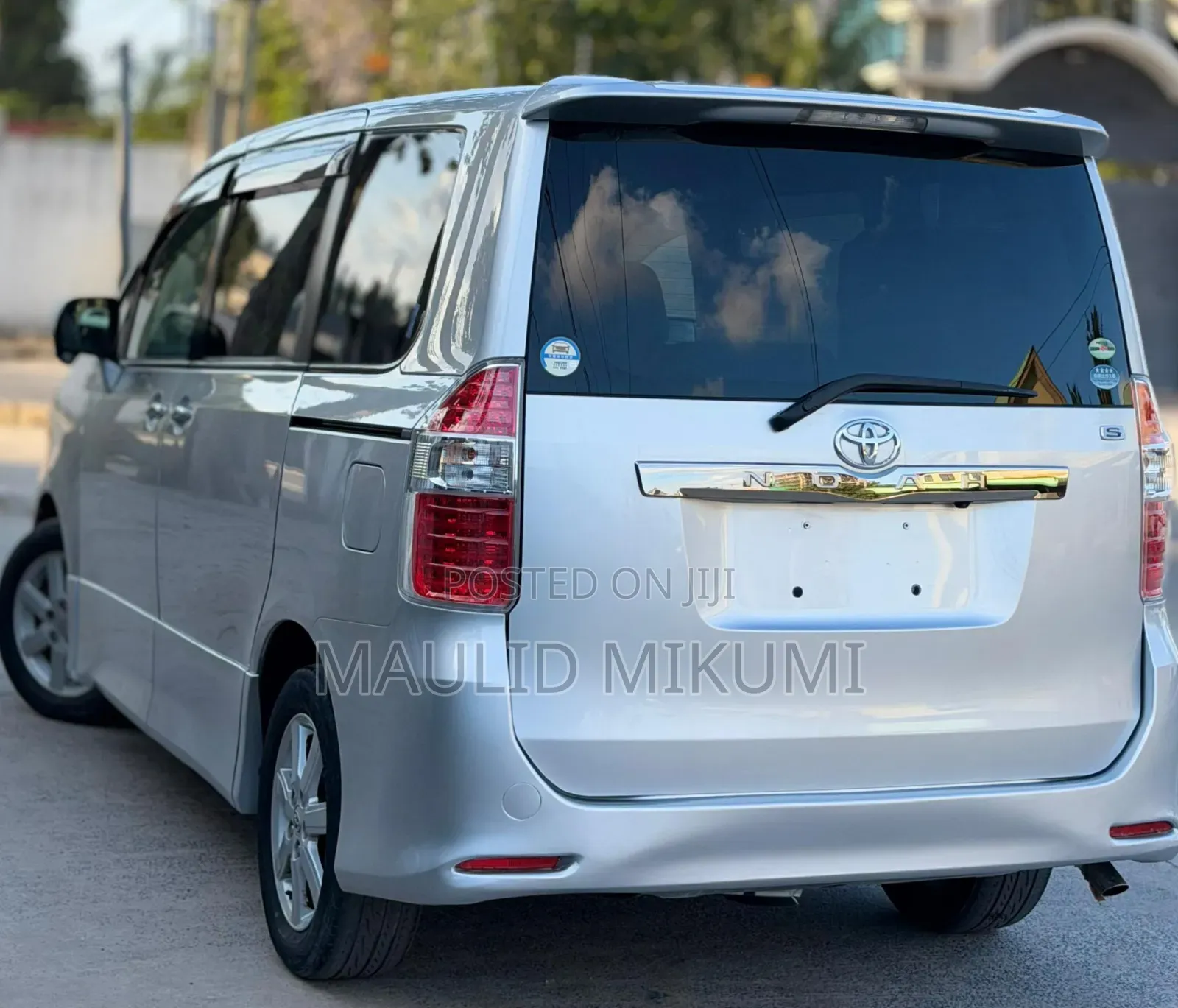 Toyota Noah 2008 Silver