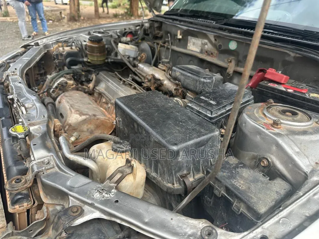 Toyota RAV4 1999 Silver