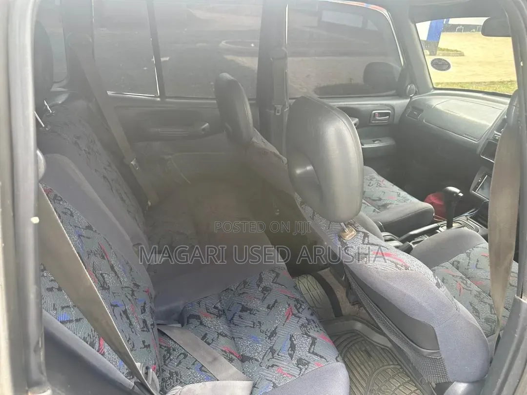 Toyota RAV4 1999 Silver