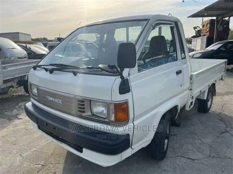 Toyota TownAce 1996 White