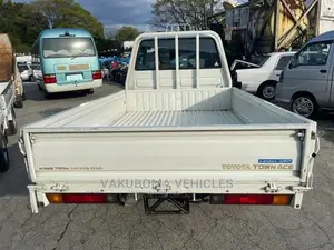 Toyota TownAce 1996 White
