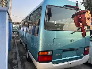 Toyota Coaster 2004