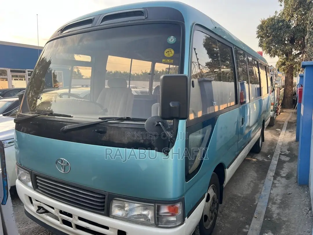 Toyota Coaster 2004