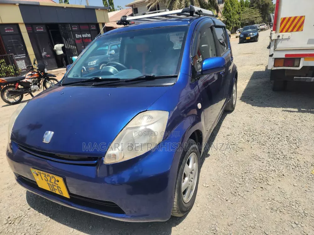 Toyota Passo 2004 Blue