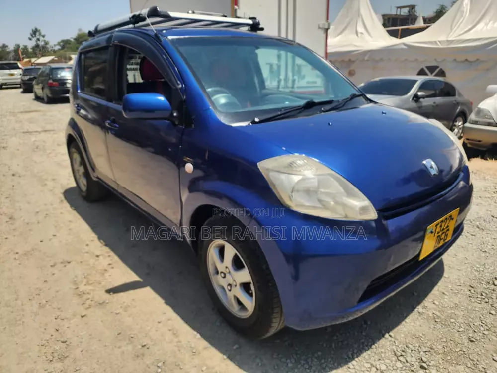 Toyota Passo 2004 Blue