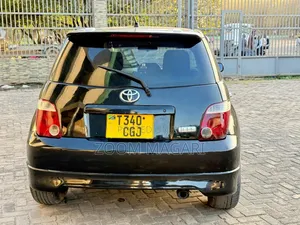 Toyota IST 2004 Black