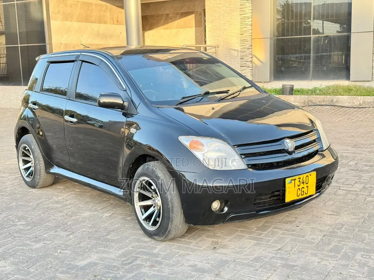 Toyota IST 2004 Black