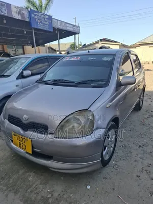 Toyota Vitz 2002