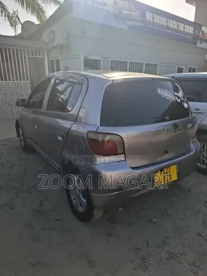 Toyota Vitz 2002