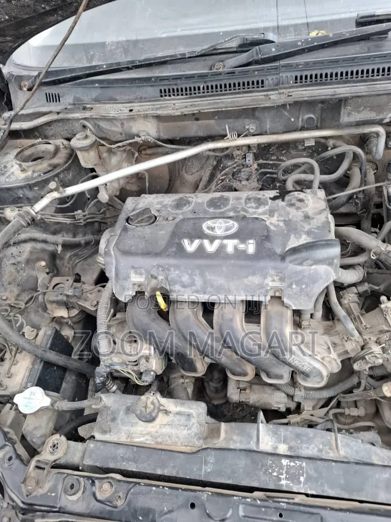 Toyota Vitz 2002