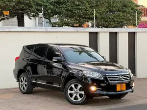 Toyota Vanguard 2010 Black